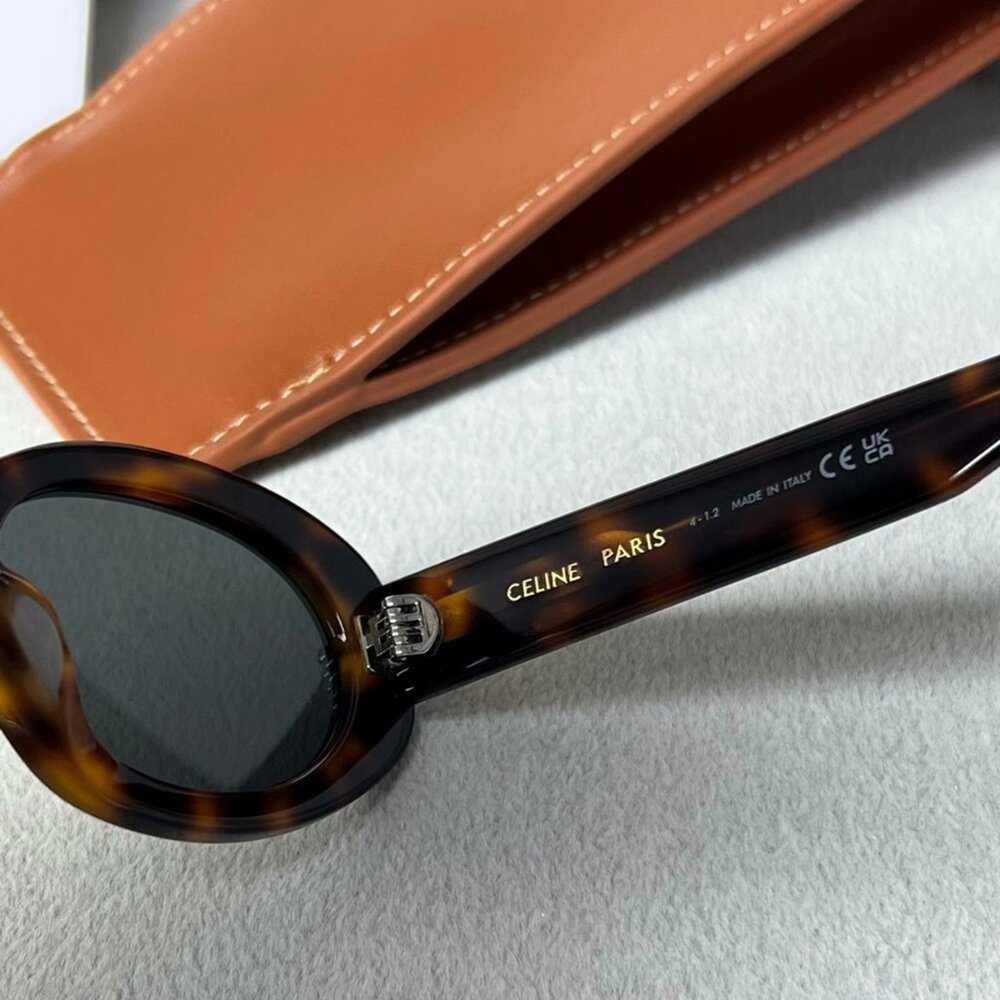 Celine Triomphe Oval Tortoise Sunglasses - Picture 7 of 7